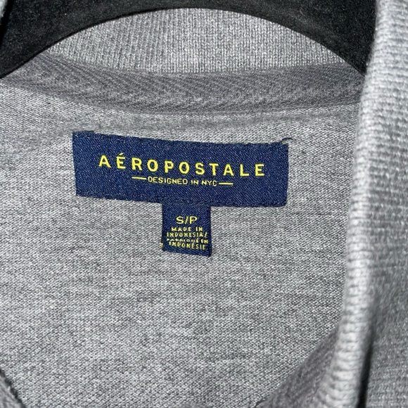 Aeropostale  Shirt Mens polo grey blue size Small  collar button short - Picture 8 of 11